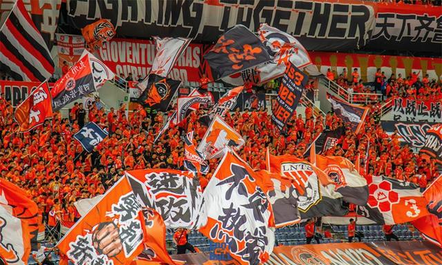 爱游戏官方-关于一场经典之战！赔率变化点燃球迷热情的信息