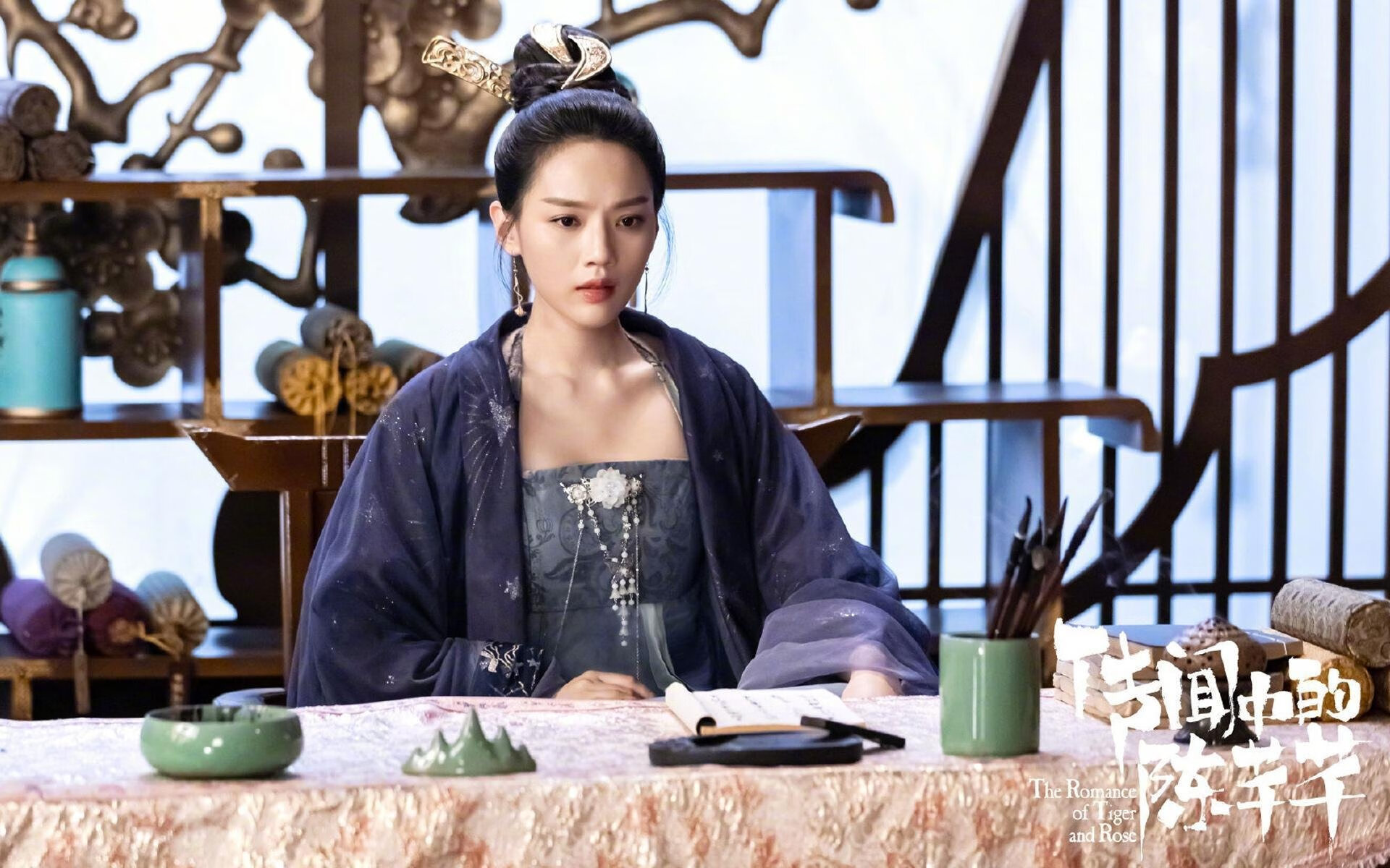 橙色消亡于蓝色纪律,深红在荒漠绽放,足球宇宙中团队铁幕与自由意志的永恒角力