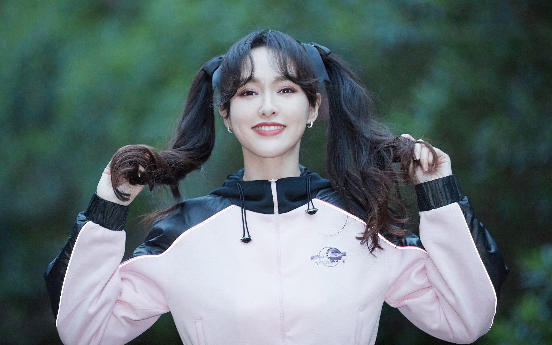 爱游戏在线-绿茵与硬木的交响，当欧冠战火映照NBA的末节奇迹