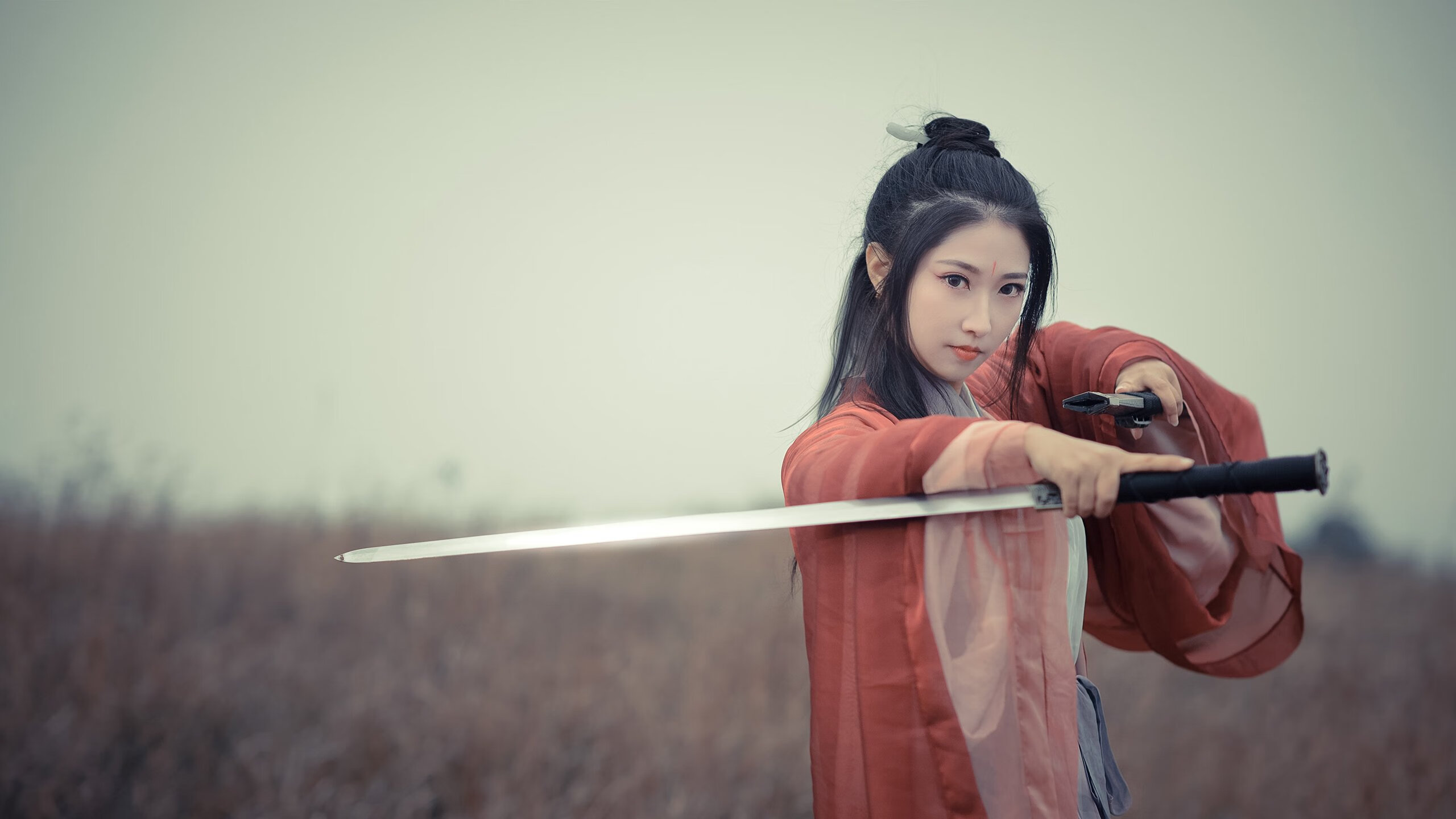 爱游戏APP-绿茵美学与肌肉交响诗，当世界杯之夜遇见字母哥的绝对节奏