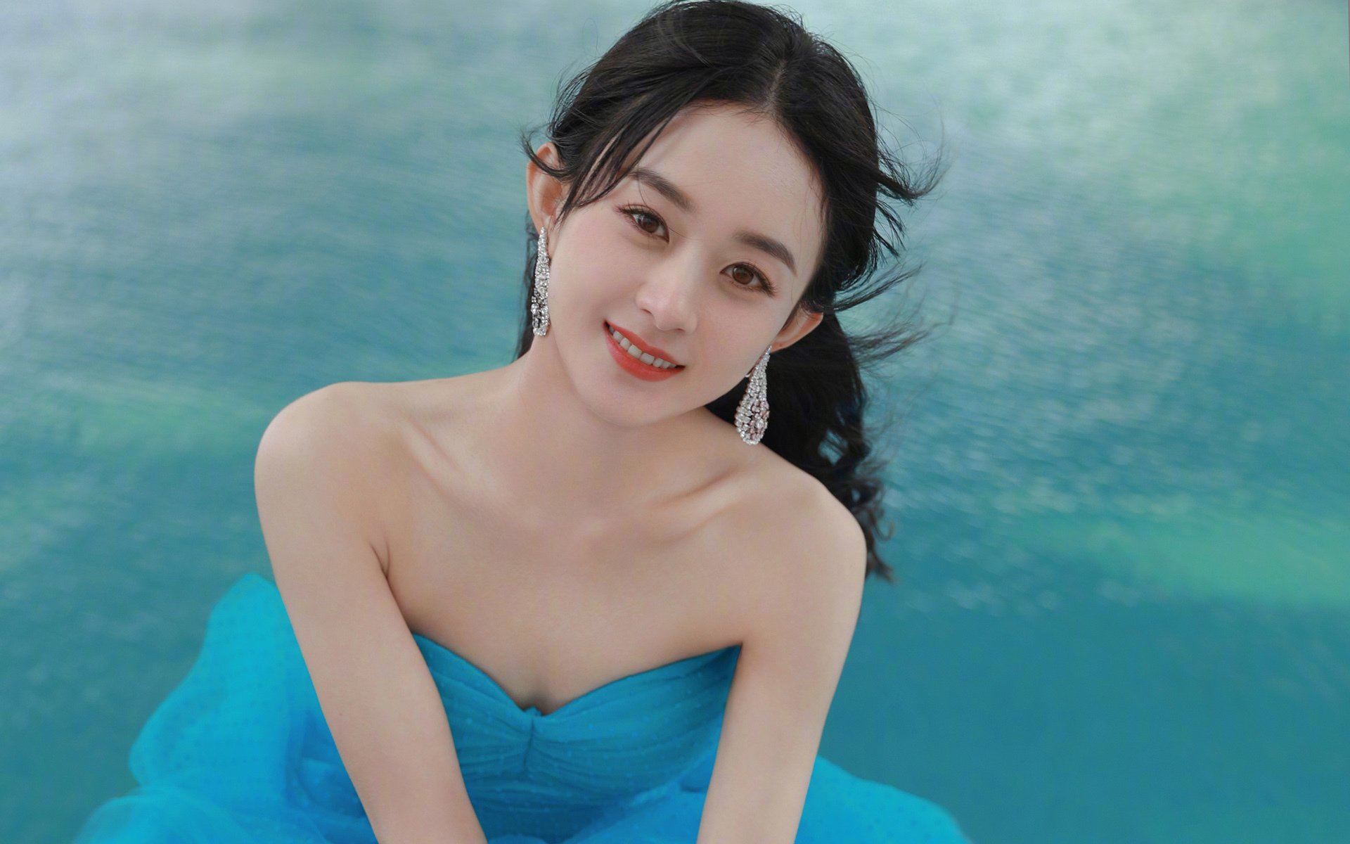 爱游戏官方-全球舞台焦点，贝蒂斯绿茵破局对阵那不勒斯的排名争夺战