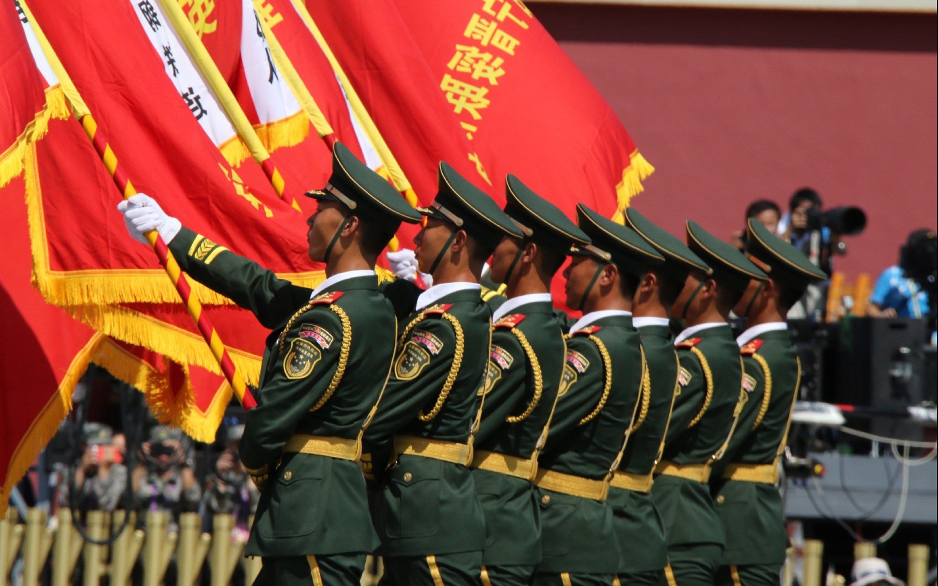 九十分钟的北欧神话,布罗佐维奇导演绝杀,挪威把美国梦钉在2026的落日里